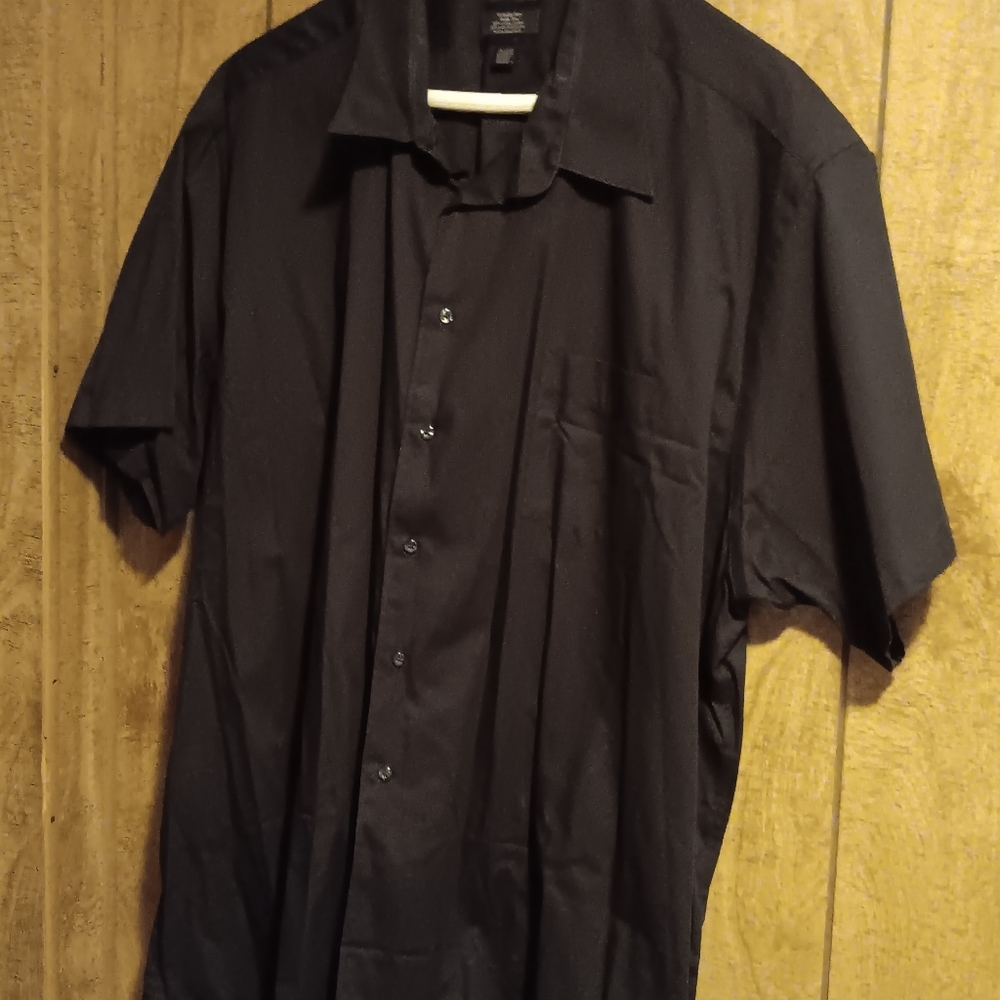 COVINGTON MEN'S BLACK CASUAL/ DRESS SHIRT. SIZ XXXL.